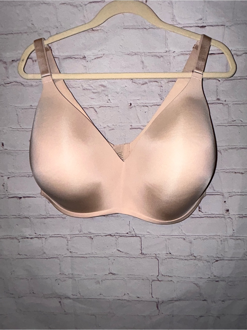 Soma Vanishing 360 Wireless Bra size 44G